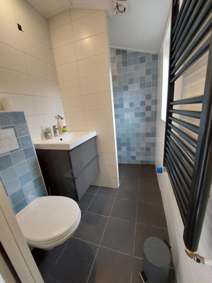 Modern En Chic Chalet Tot 4 Personen Op De Veluwe Recreatiepark De Oude Driest Putten Bagian luar foto